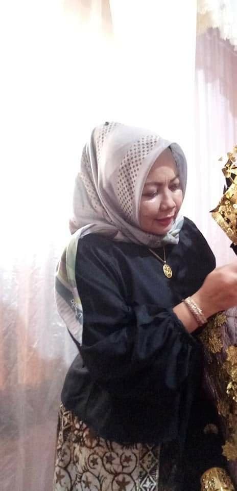 ibu ibu sotwe|Raja Binor Stw @BinorRaja Twitter profile .
